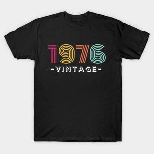 1976 vintage, 46 years old, age T-Shirt